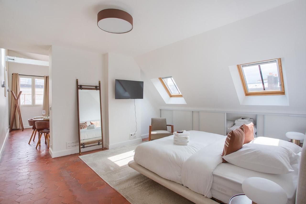 Apartement Montaigne George V By Studio Prestige ปารีส ภายนอก รูปภาพ