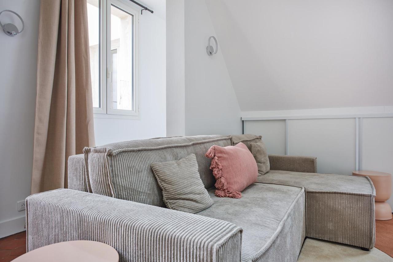 Apartement Montaigne George V By Studio Prestige ปารีส ภายนอก รูปภาพ